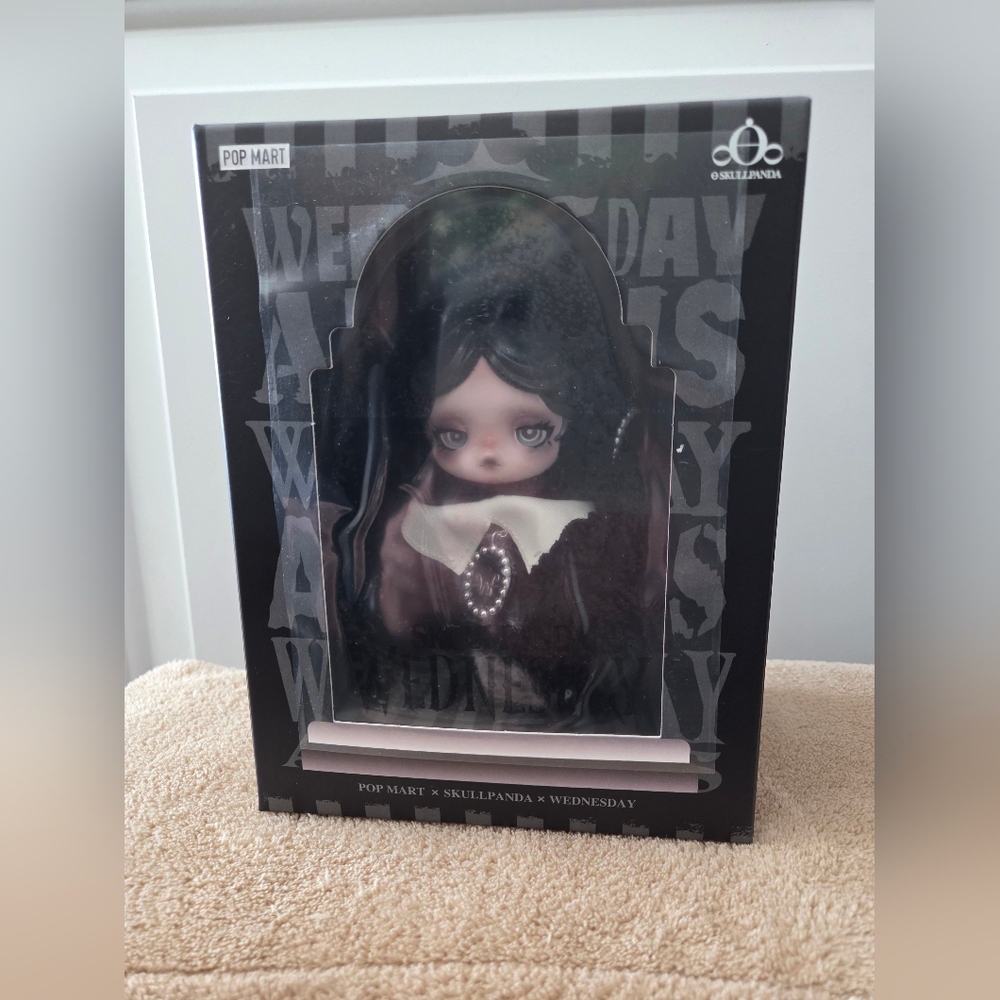 Pop Mart Skullpanda Wednesday Collectible - Black